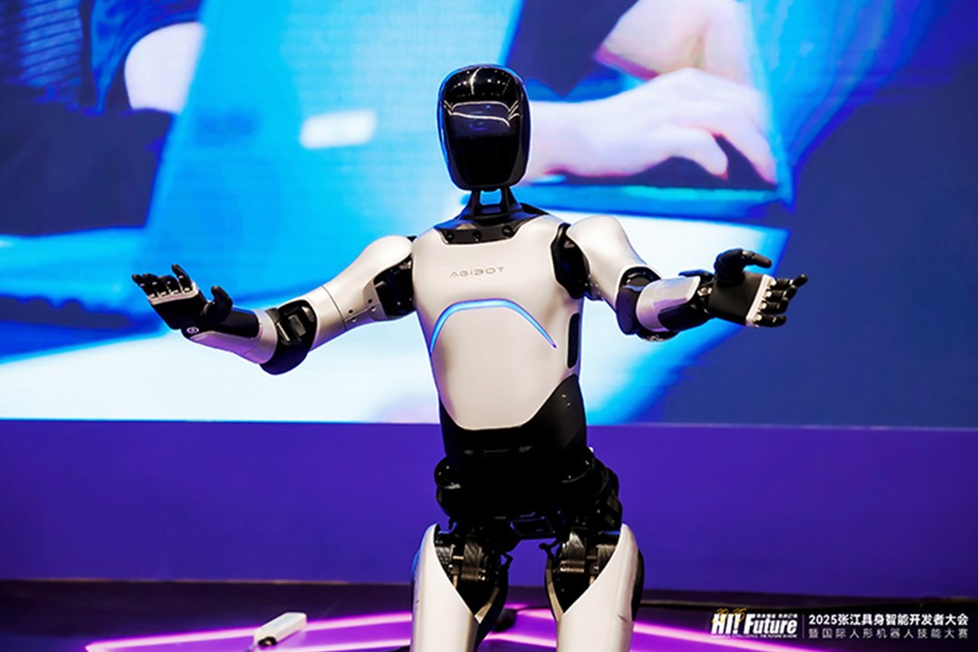 bbin寶盈遠征A2成全球首個同時擁有中美歐認證的人形機器人